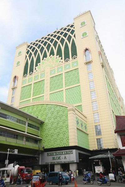 Karsa Utama Hotel Jakarta Exterior photo